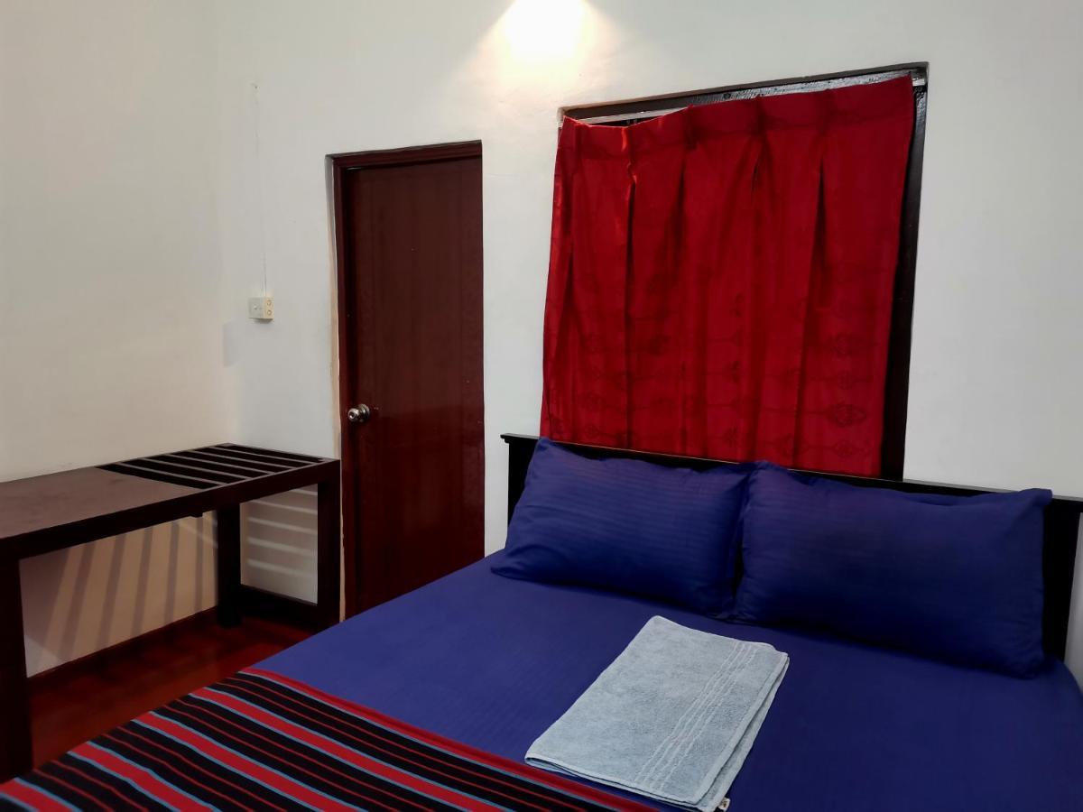 Nallur Holidays Inn Джафна Экстерьер фото